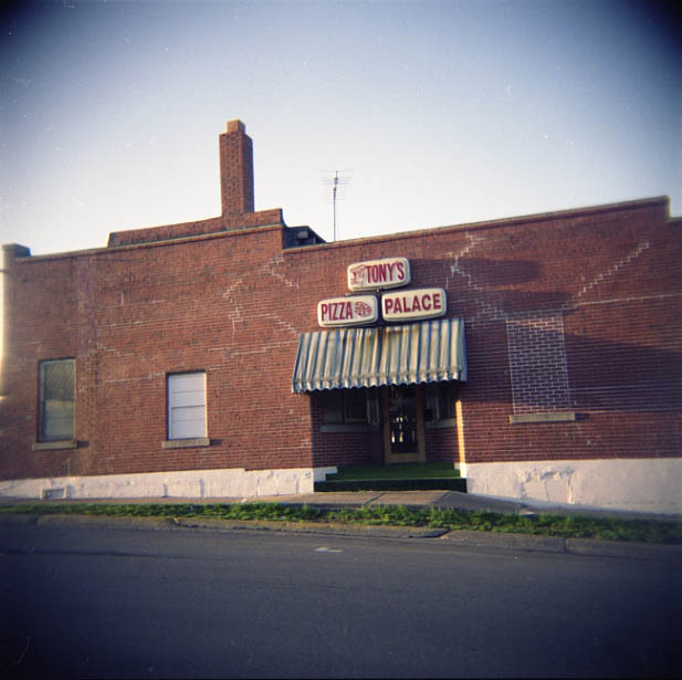 Tony's Pizza